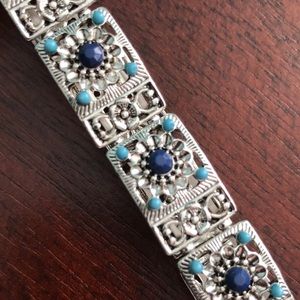 Blue Stretch Bracelet Silver Tone Flowers🌸 Jewelry Womens